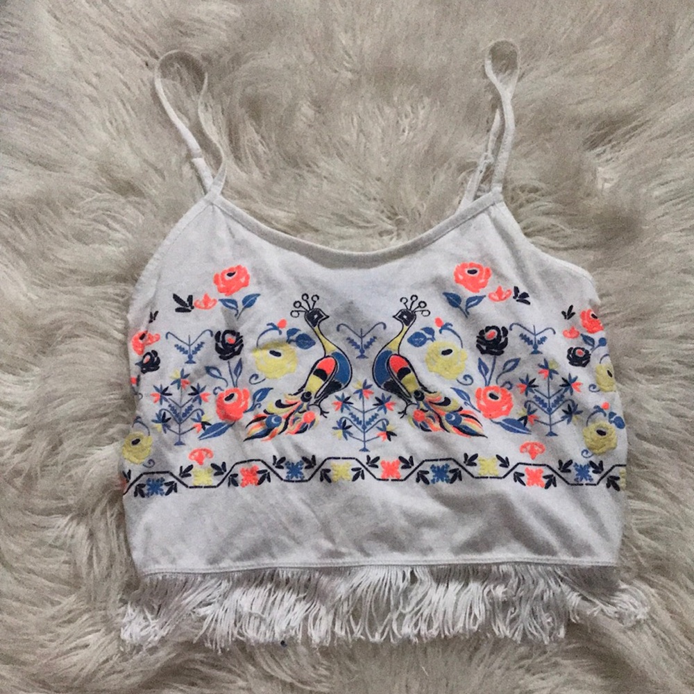 PEACOCK DESIGN FRINGE CROP TOP